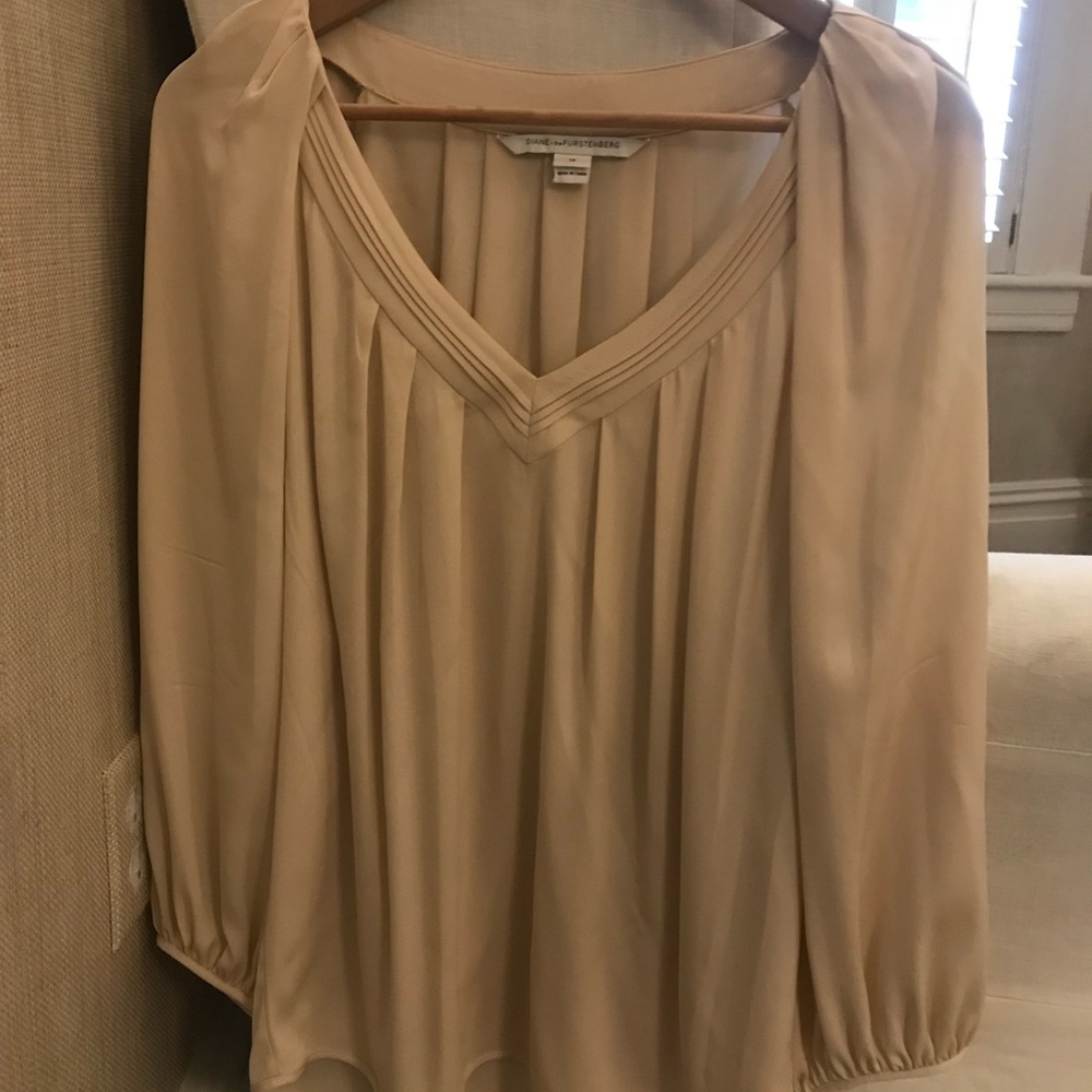 Diane von Furstenberg blush silk blouse